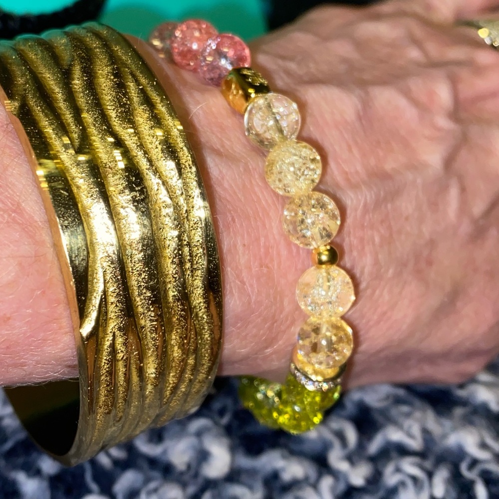 Rustic Cuff Bracelet Set. - Picture 6 of 7